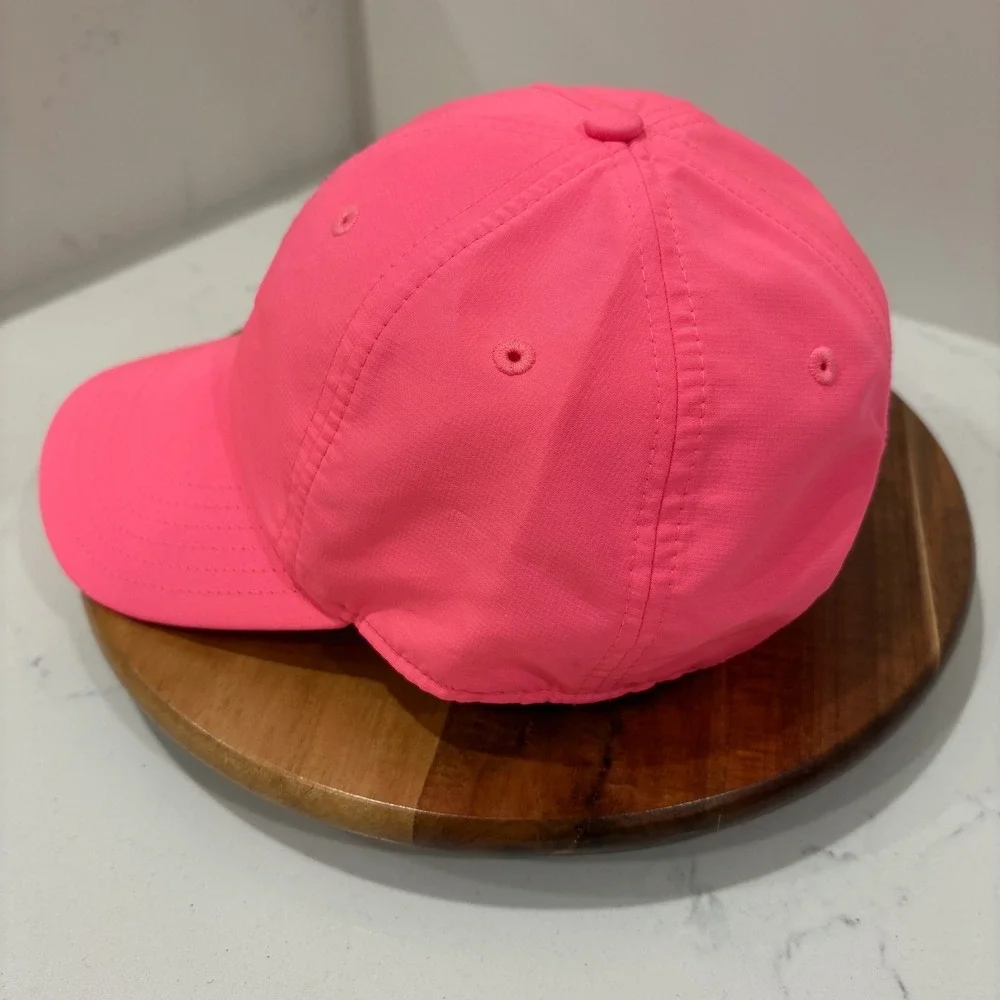 Vineyard Vines Performance Hat Mens Pink Whale Logo Adjustable Strapback